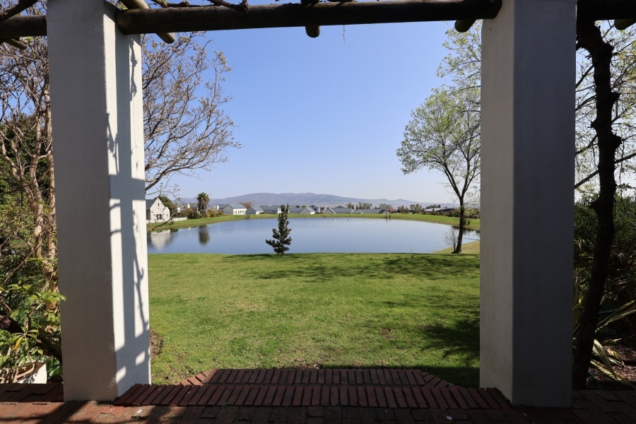 5 Bedroom Property for Sale in Wellington North Western Cape